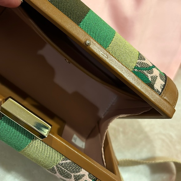 Kate Spade Flower Jacquard Bijou Cherry Crossbody Trunk Bag Brand New w Dustbag - Picture 12 of 16